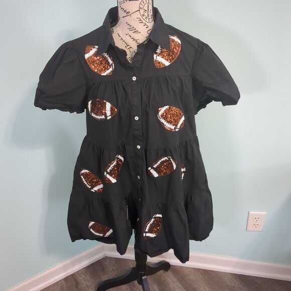 Peach Love California Dresses & Skirts - PEACH LOVE CALIFORNIA SEQUIN FOOTBALL BABYDOLL dress large black game day touchd